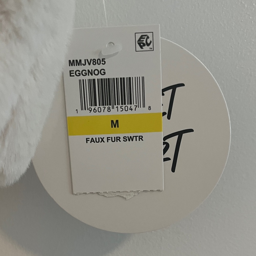 Faux Fur Cream Vest - Picture 2 of 3